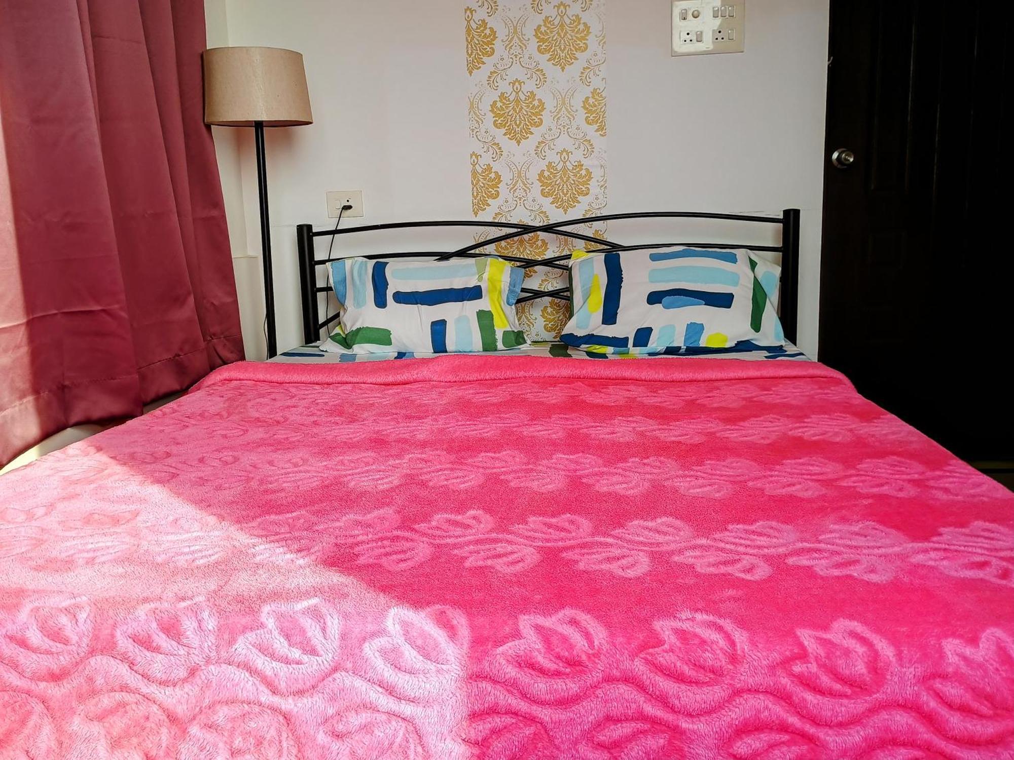 Gs Home On The Bay - Super Sea View Glass Studio Apartment 바가토르 외부 사진